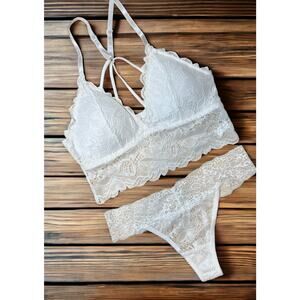 Lacy White Camisole and Thong Lingerie Set Large